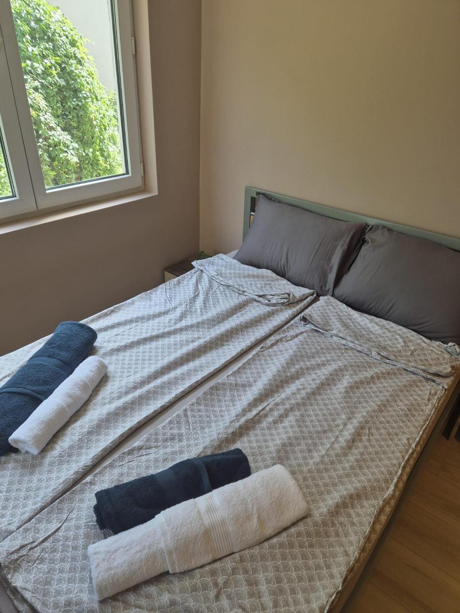 Sea Garden Flat