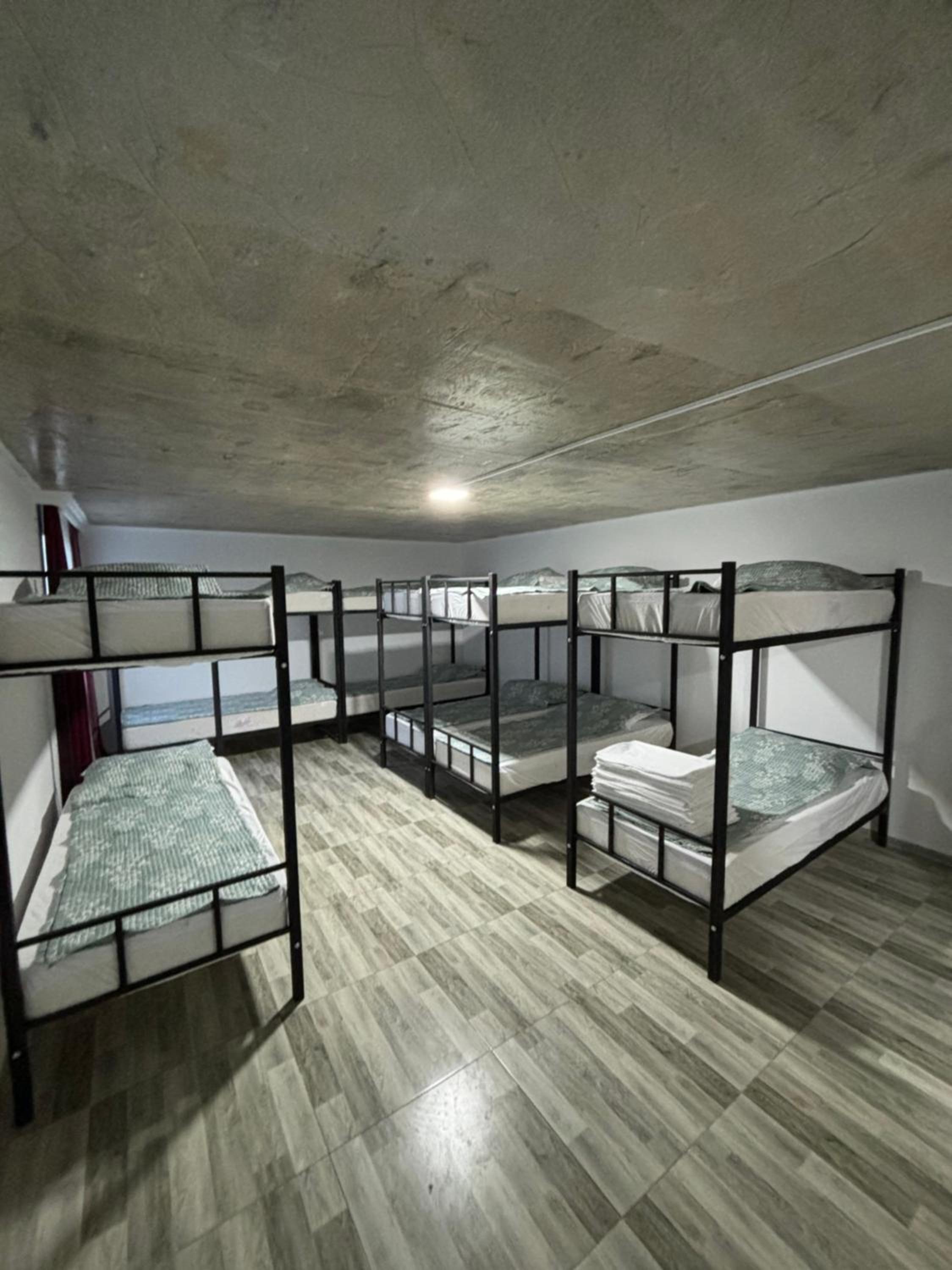 Hostel VANTA