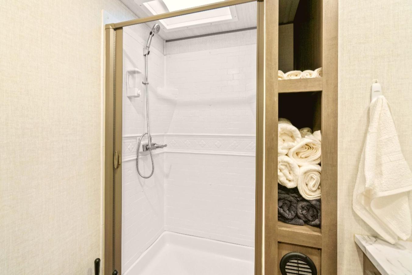 Epic Outdoor Adventure Await Your Group! Sleep 34 - Property Image 178