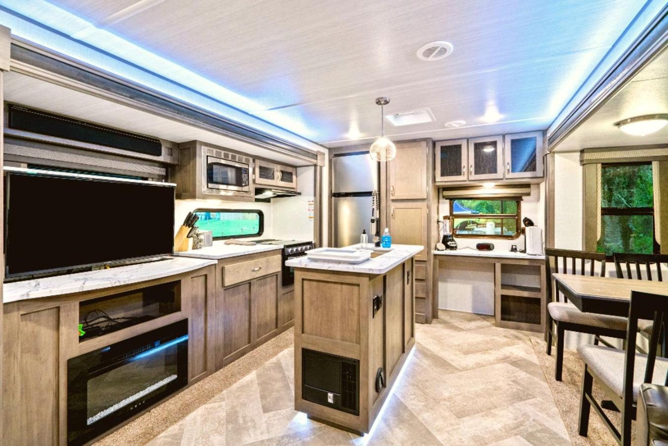 Epic Outdoor Adventure Await Your Group! Sleep 34 - Property Image 179