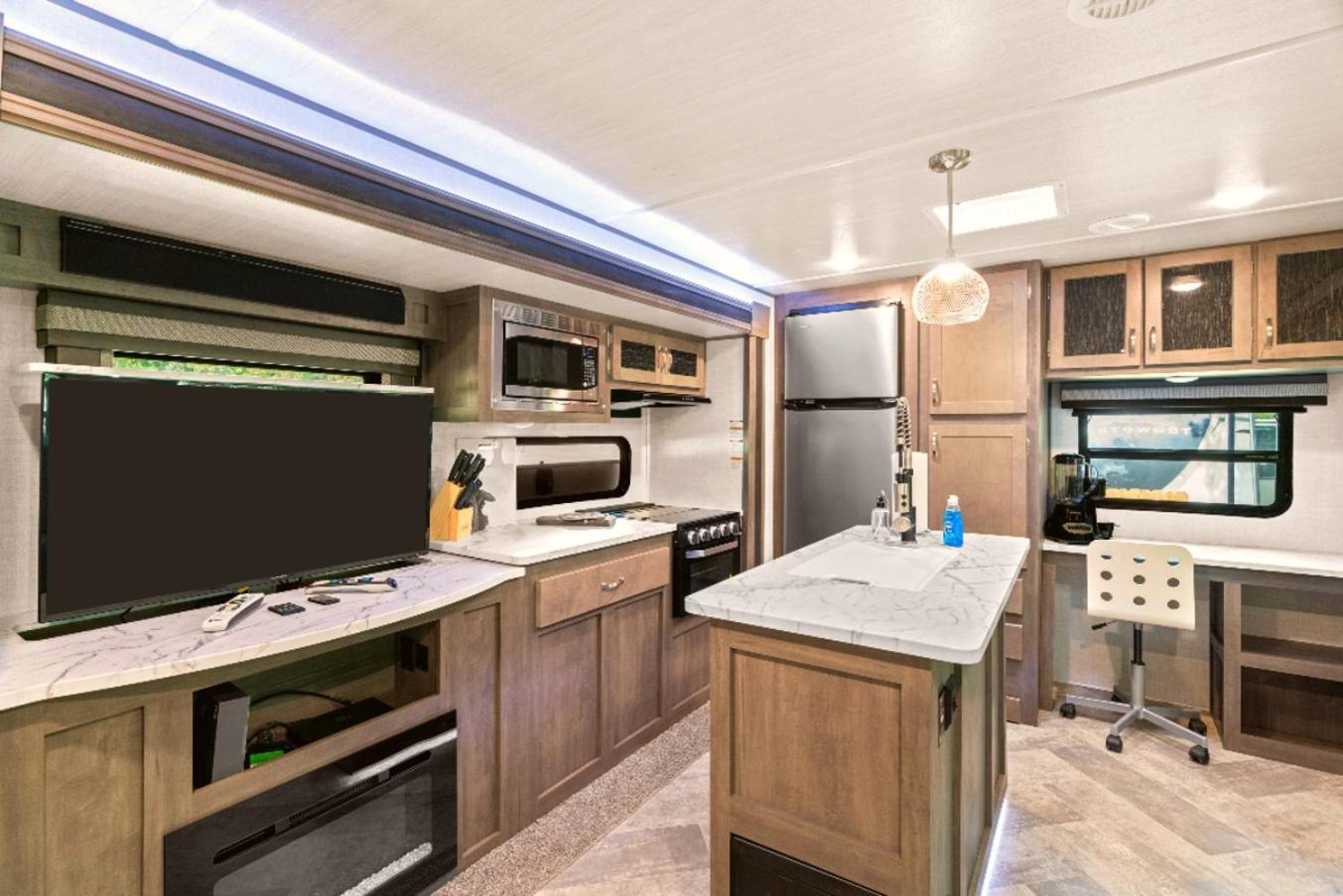 Epic Outdoor Adventure Await Your Group! Sleep 34 - Property Image 223