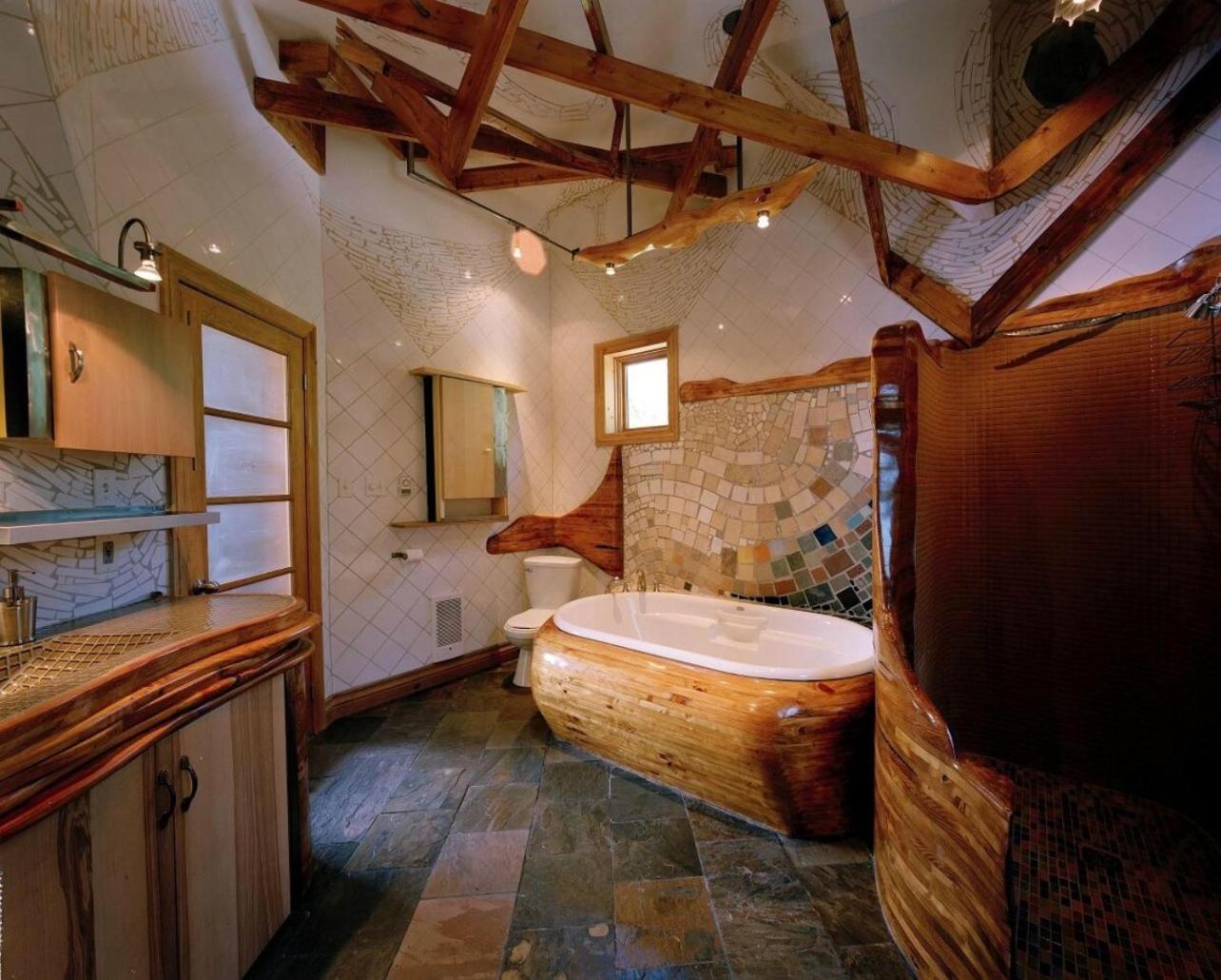 Le Sculptural Nature Escape, hot tub, Billiards