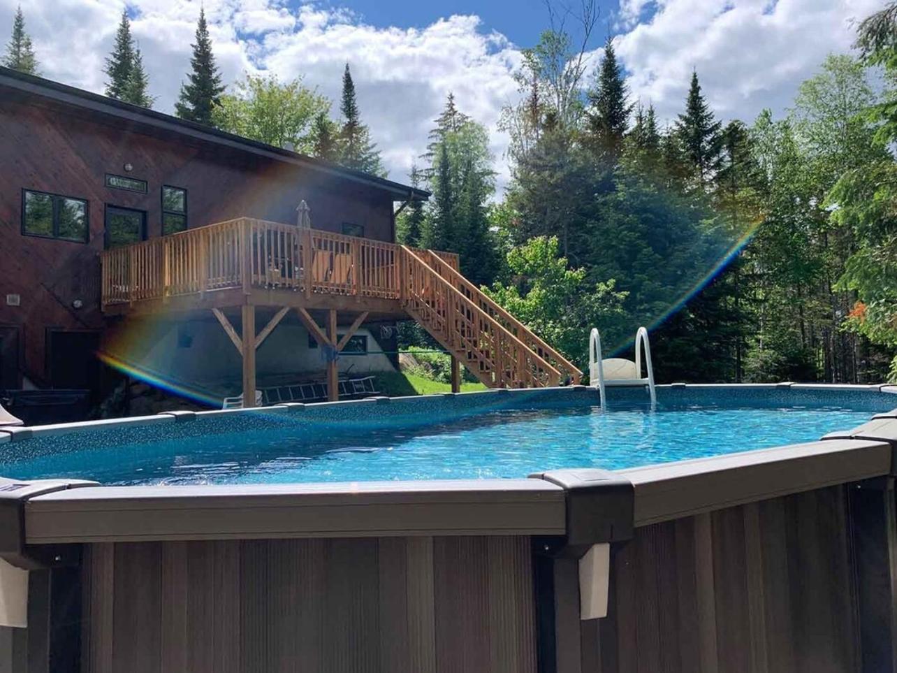 Le Sculptural Nature Escape, hot tub, Billiards