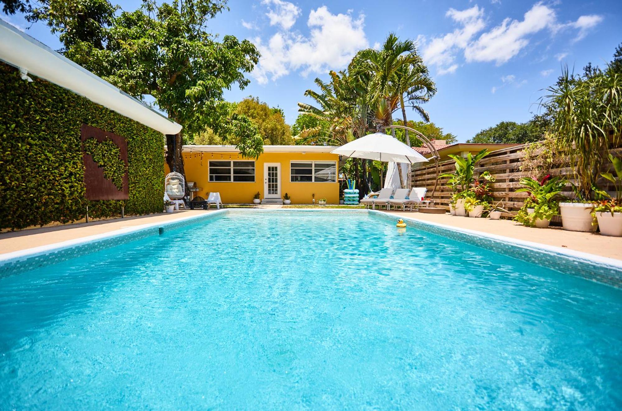 Private Villa Miami Pool Oasis