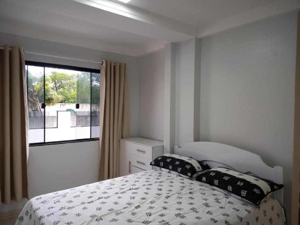 Casa 200m da praia, 8 pessoas, piso inferior