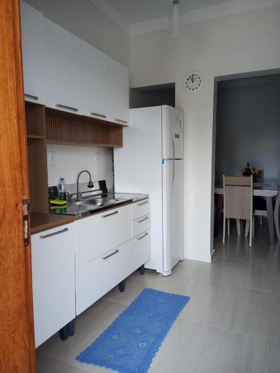 Casa 200m da praia, 8 pessoas, piso inferior