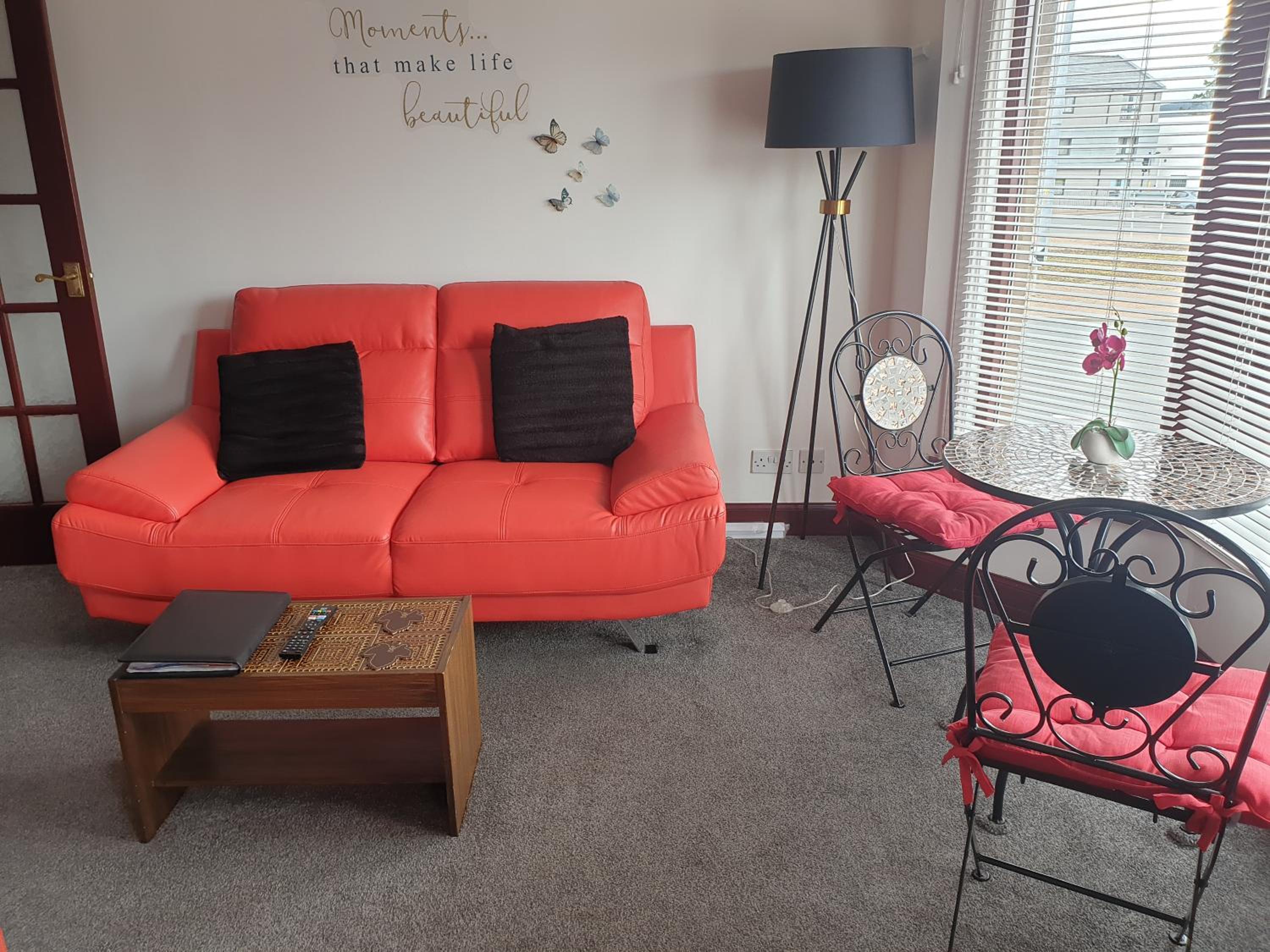 Modern 1 Bedroom Apartment central Inverness city view 5