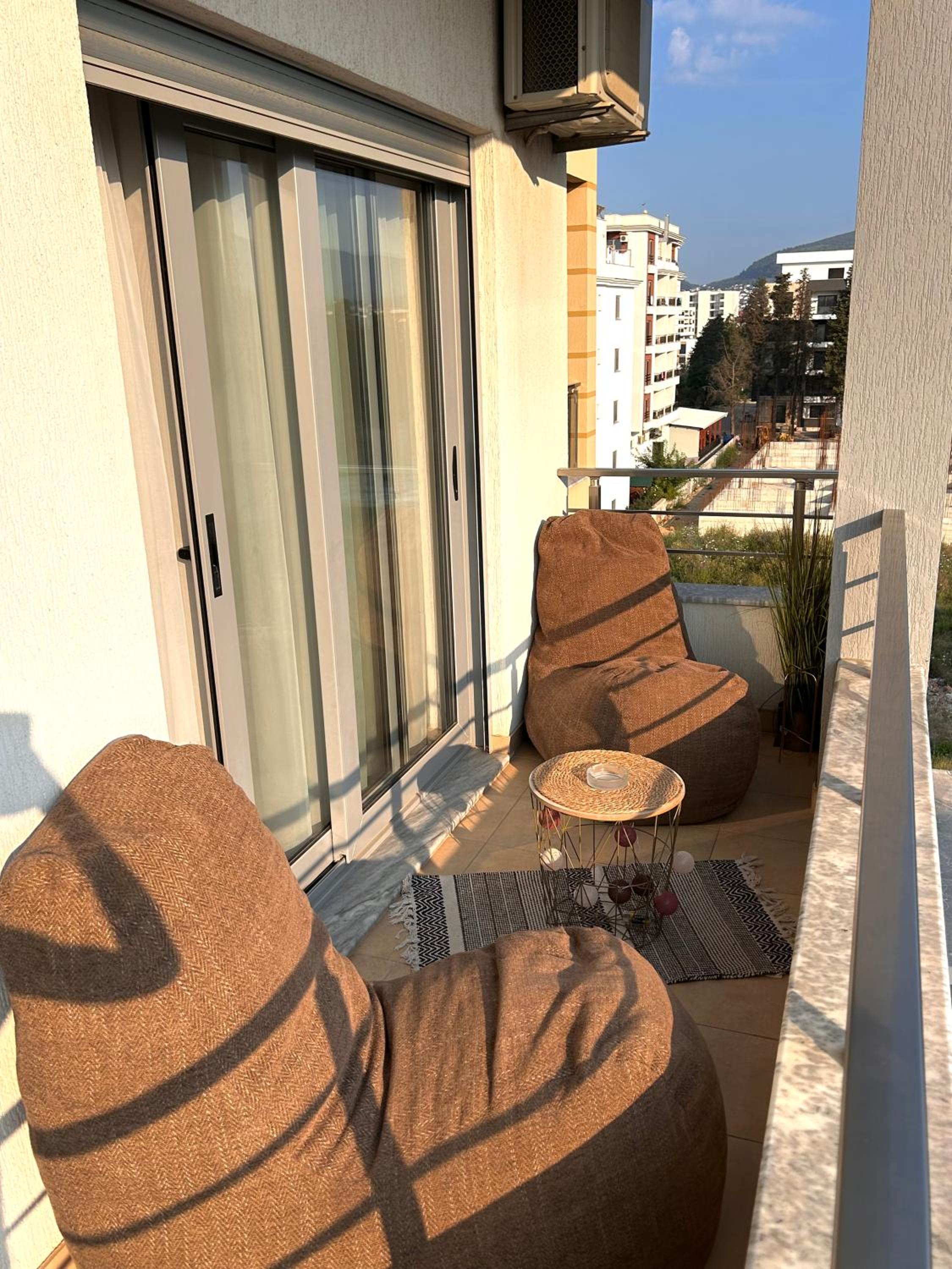 Aria Apartment