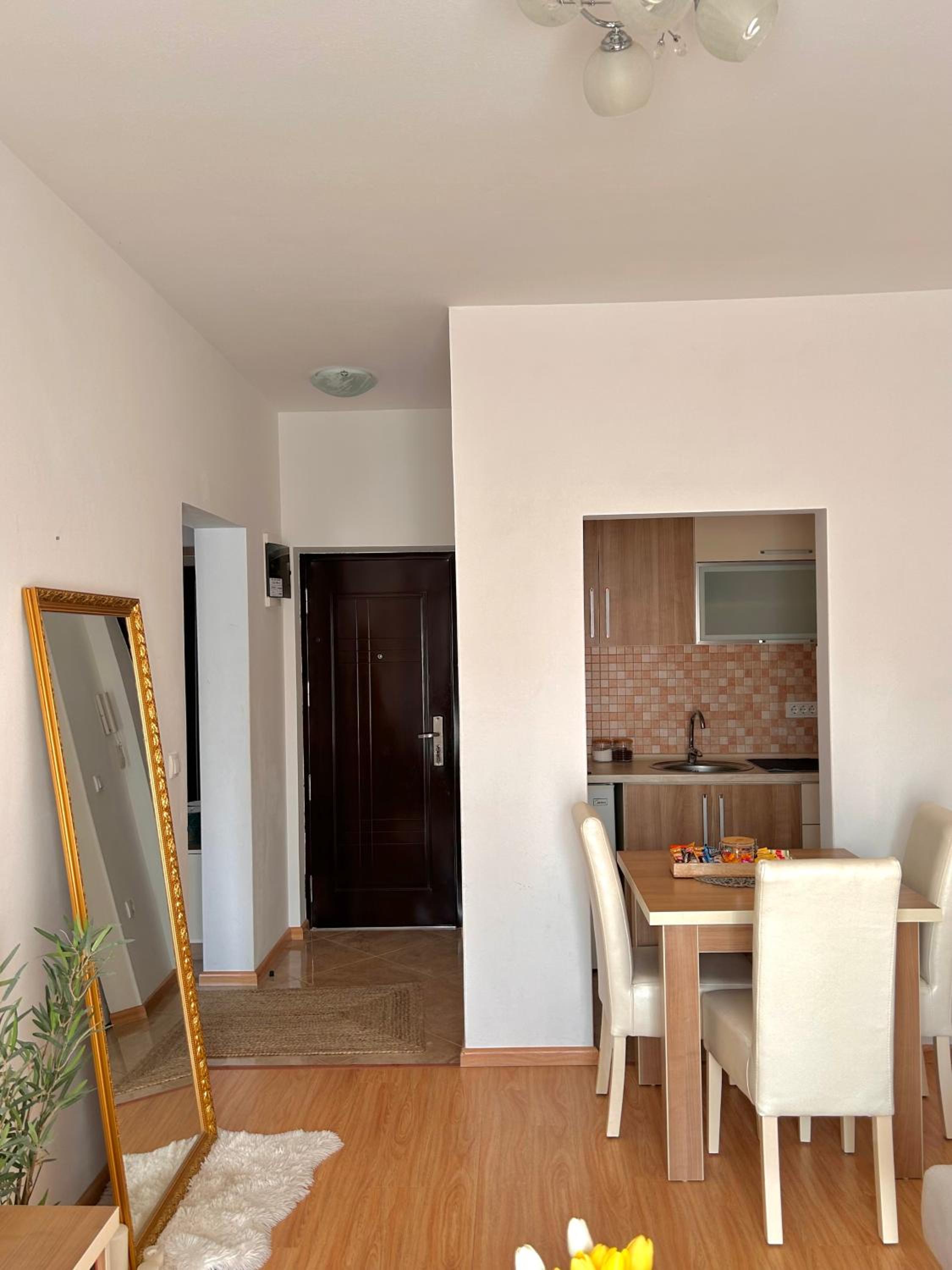 Aria Apartment