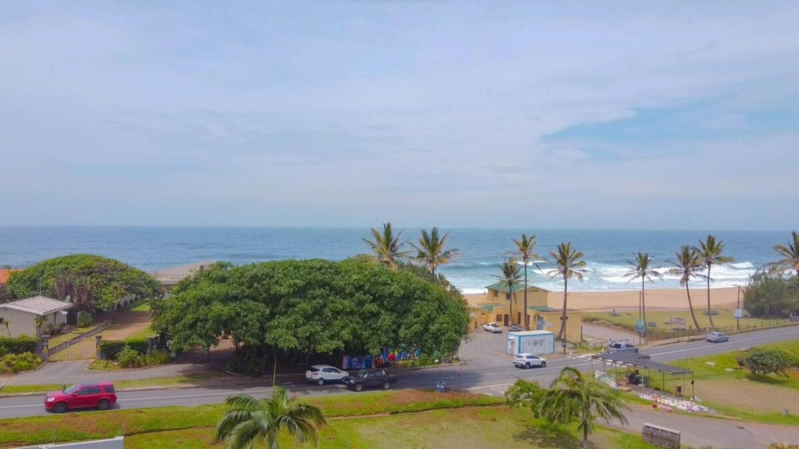 Gleneagles Spacious Sea View Unit view 2