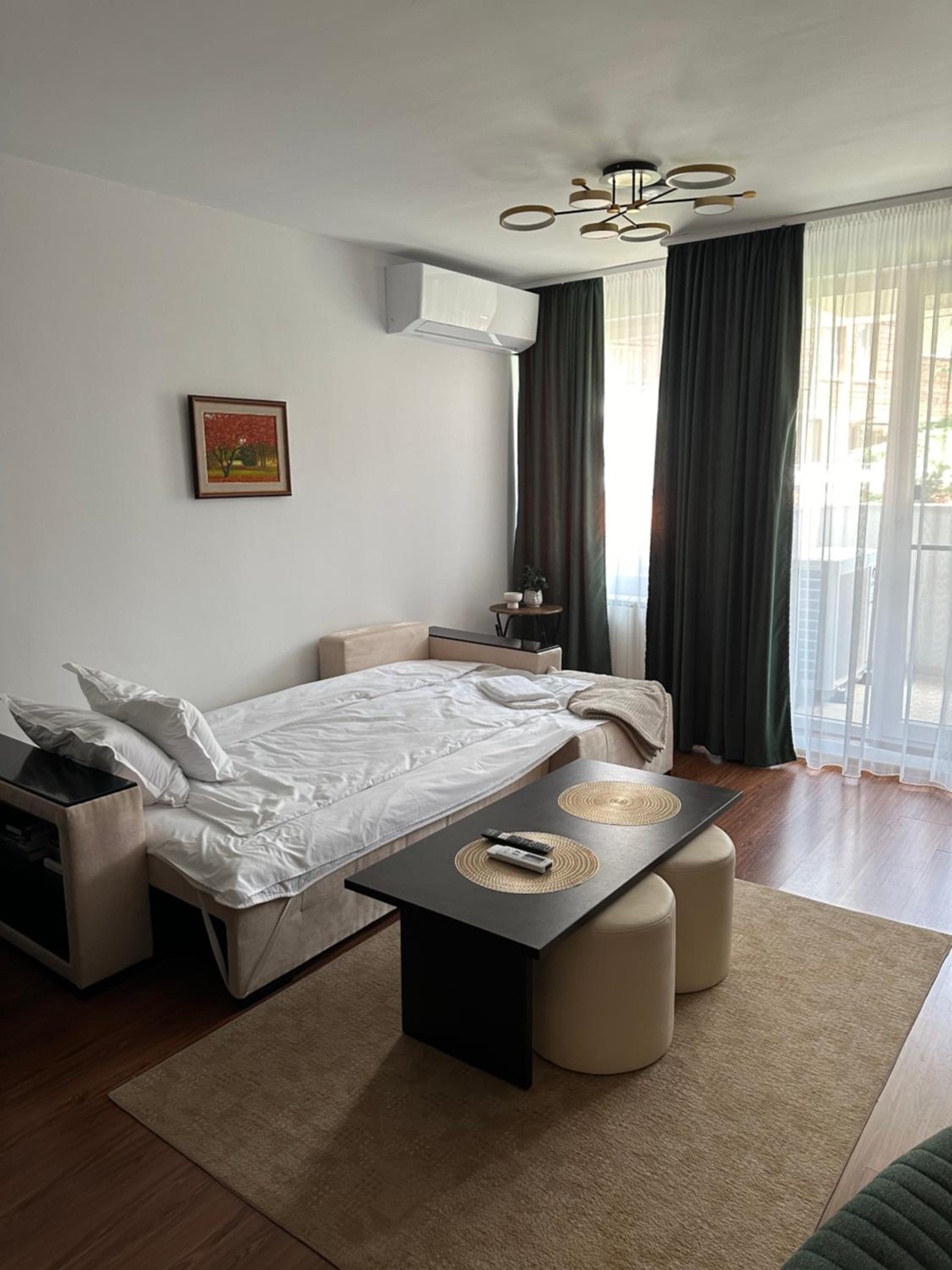 MonarX Suites