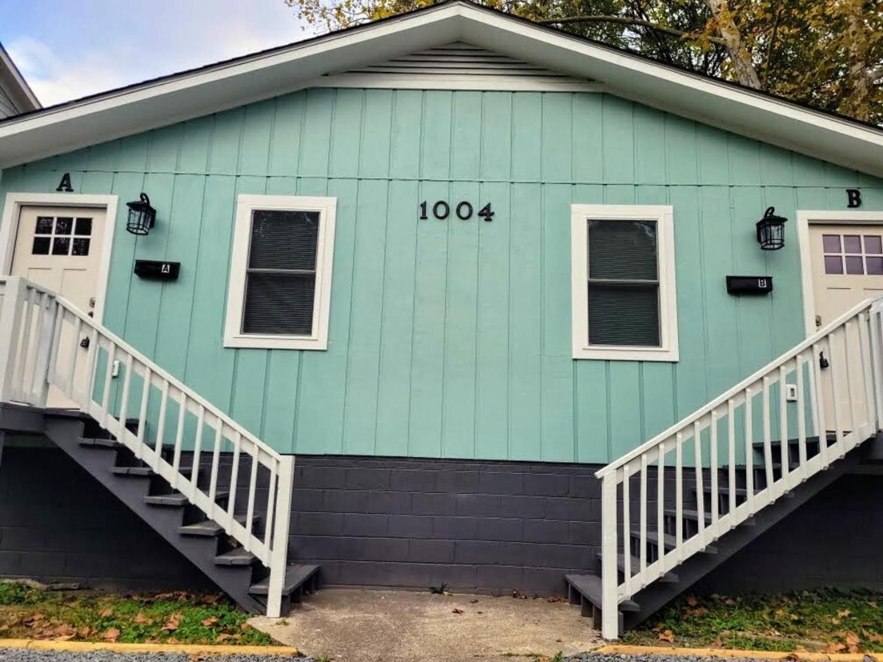 Renovated 2 Bed Walltown Home Walk to Duke! A