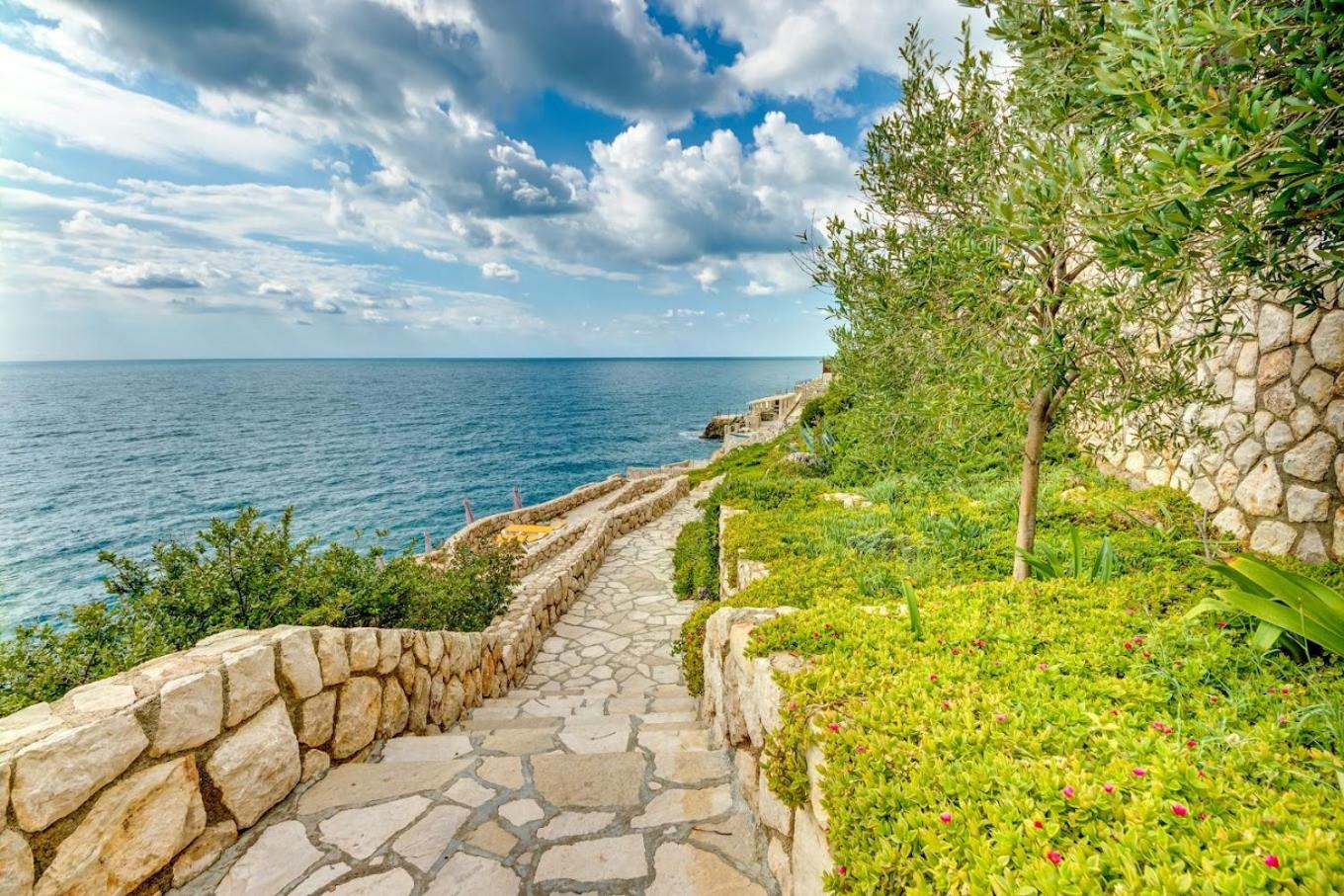 Luka private beach