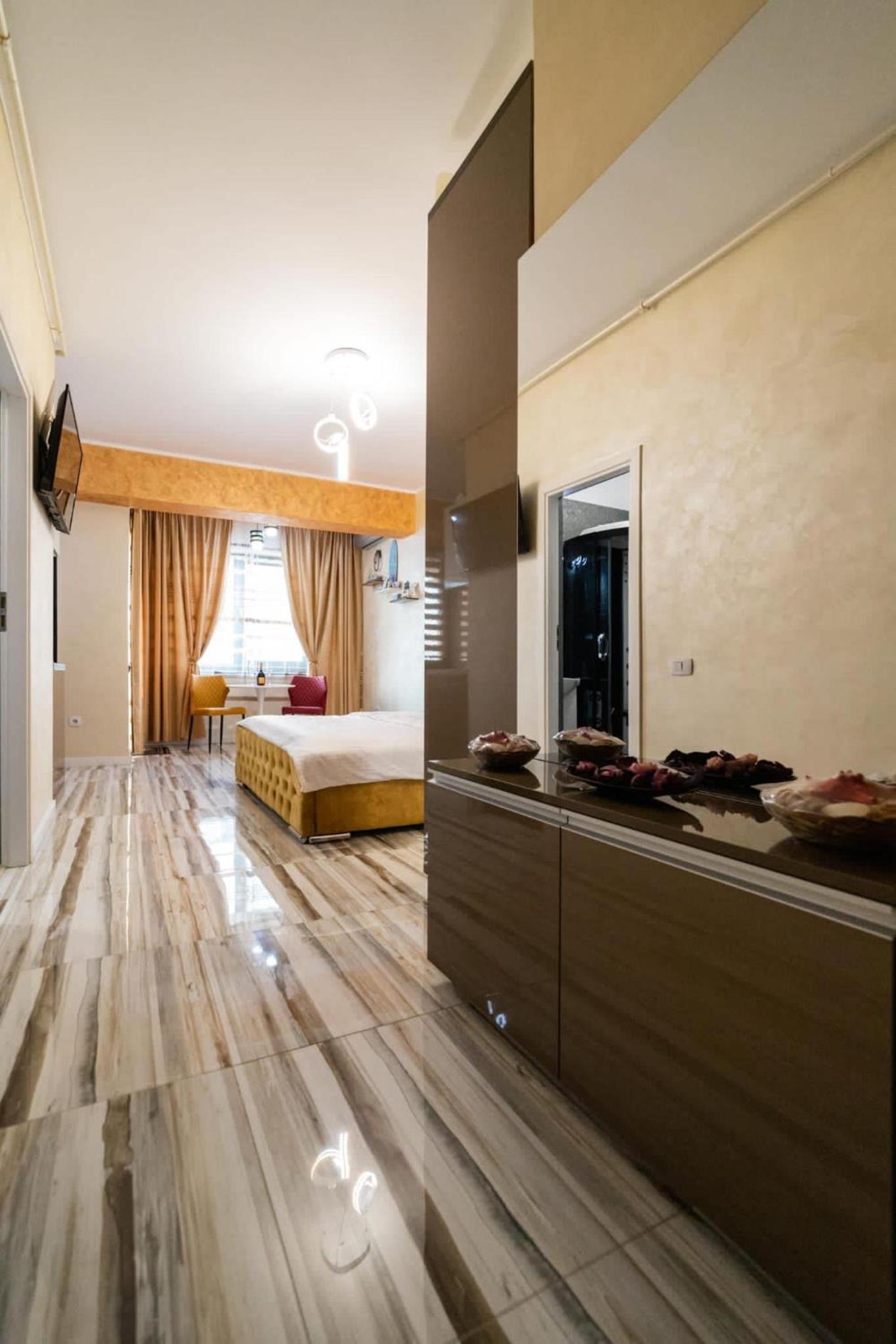 Studio Building Stefan Lake view 2
