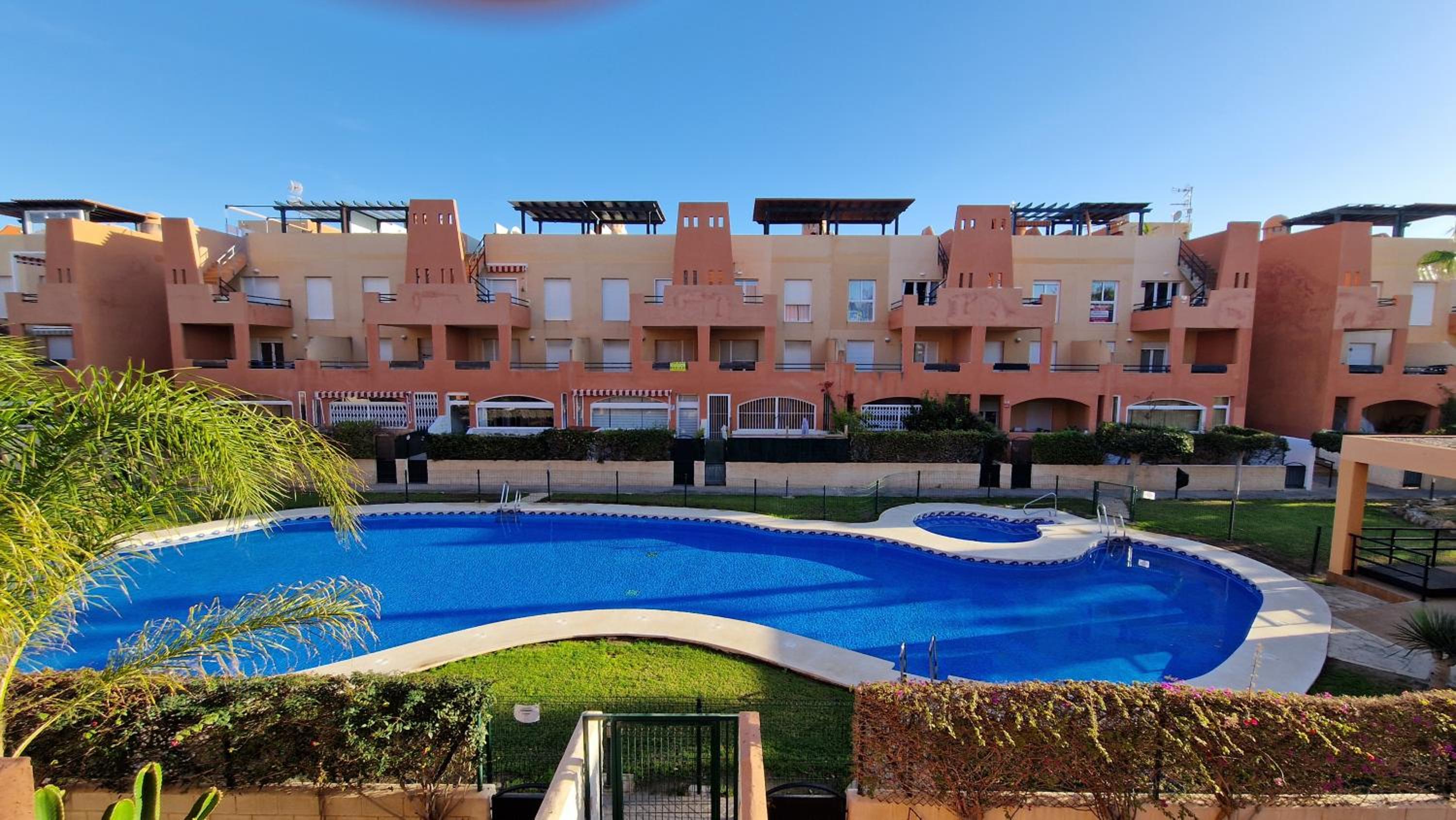 Apartamento junto al mar