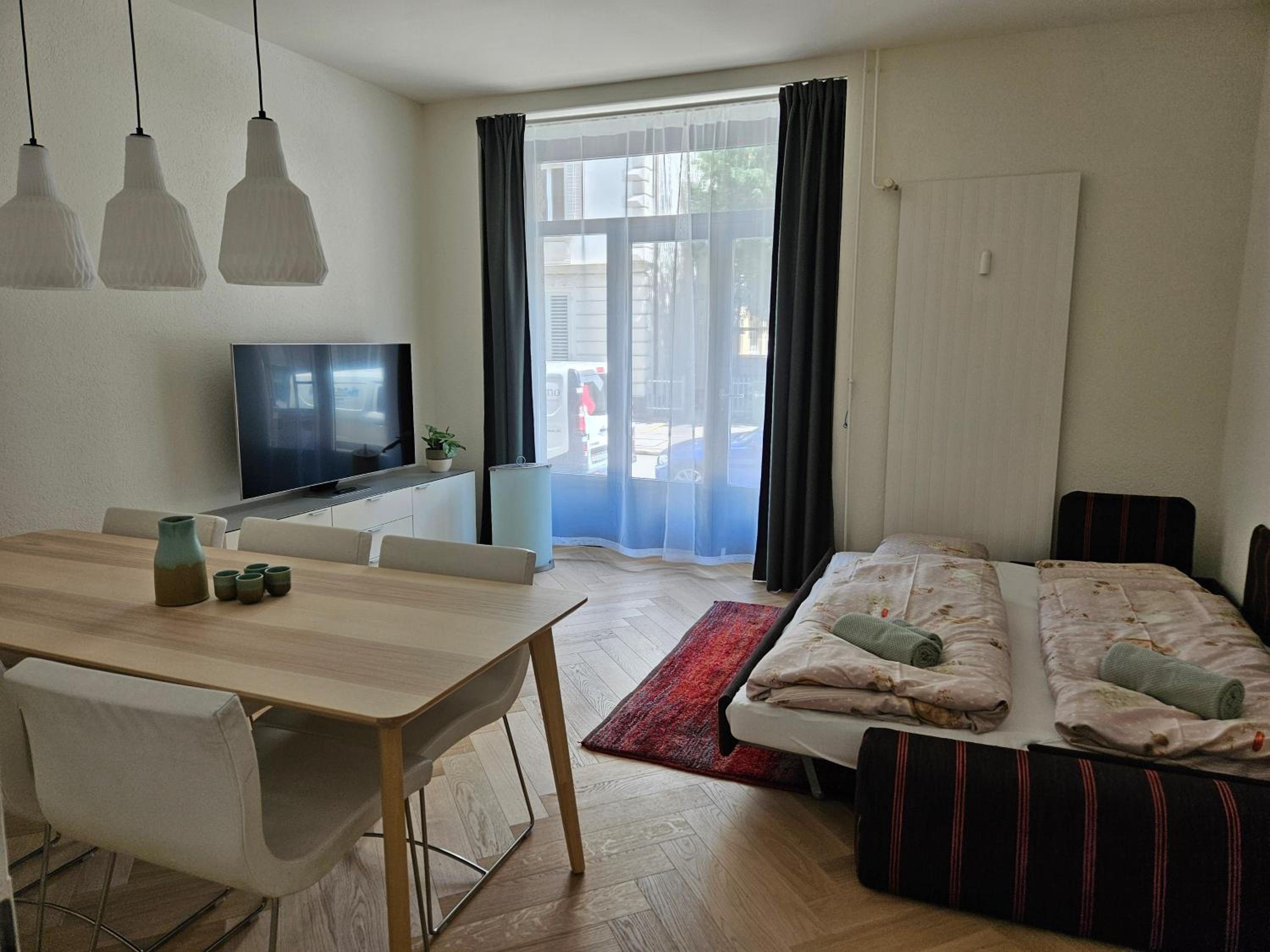 New 2 BR Apartment - 15min from Paradeplatz