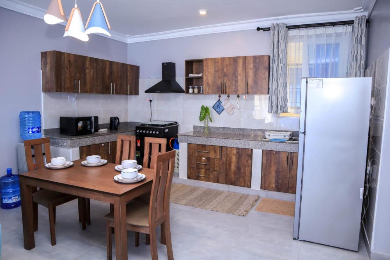 Modern Apartment in Nyali with AC, Washing Maxine & Pool view 5