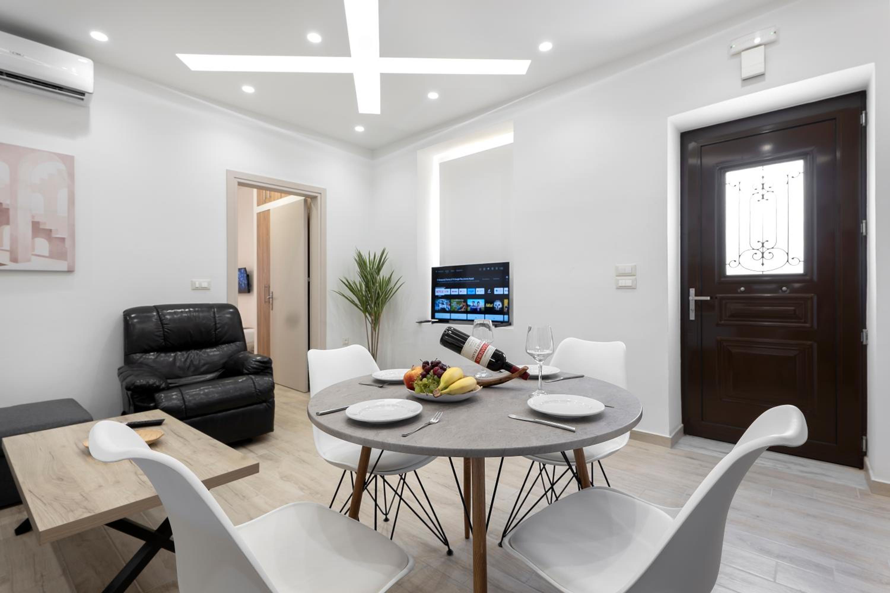Reborn Luxury Apartments
