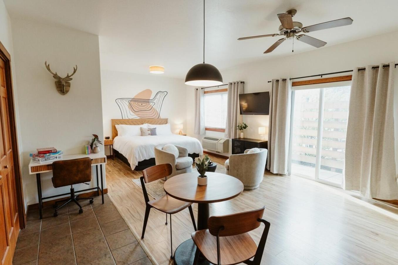 hotel room