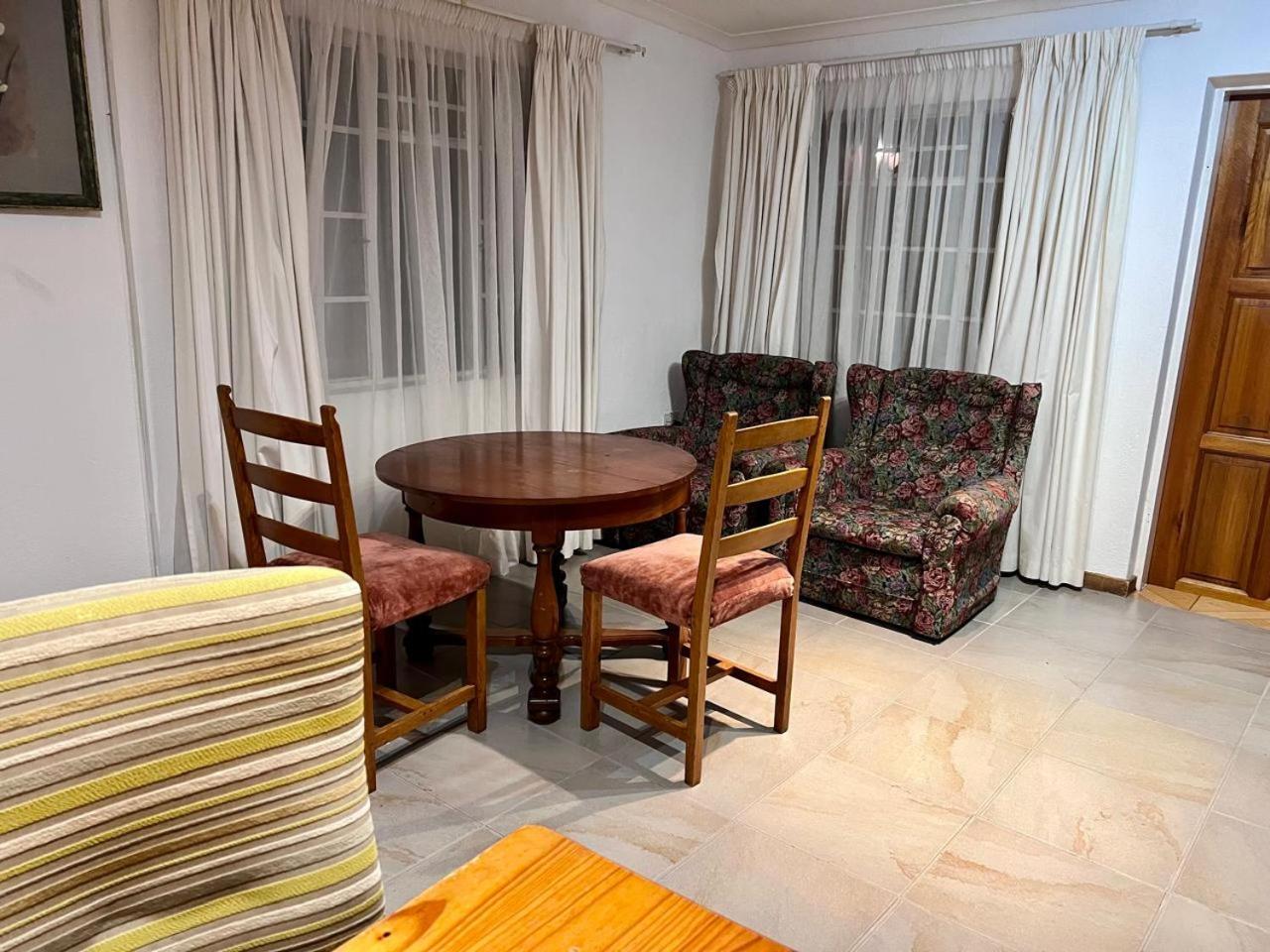 Buona Notte Suites in Linden