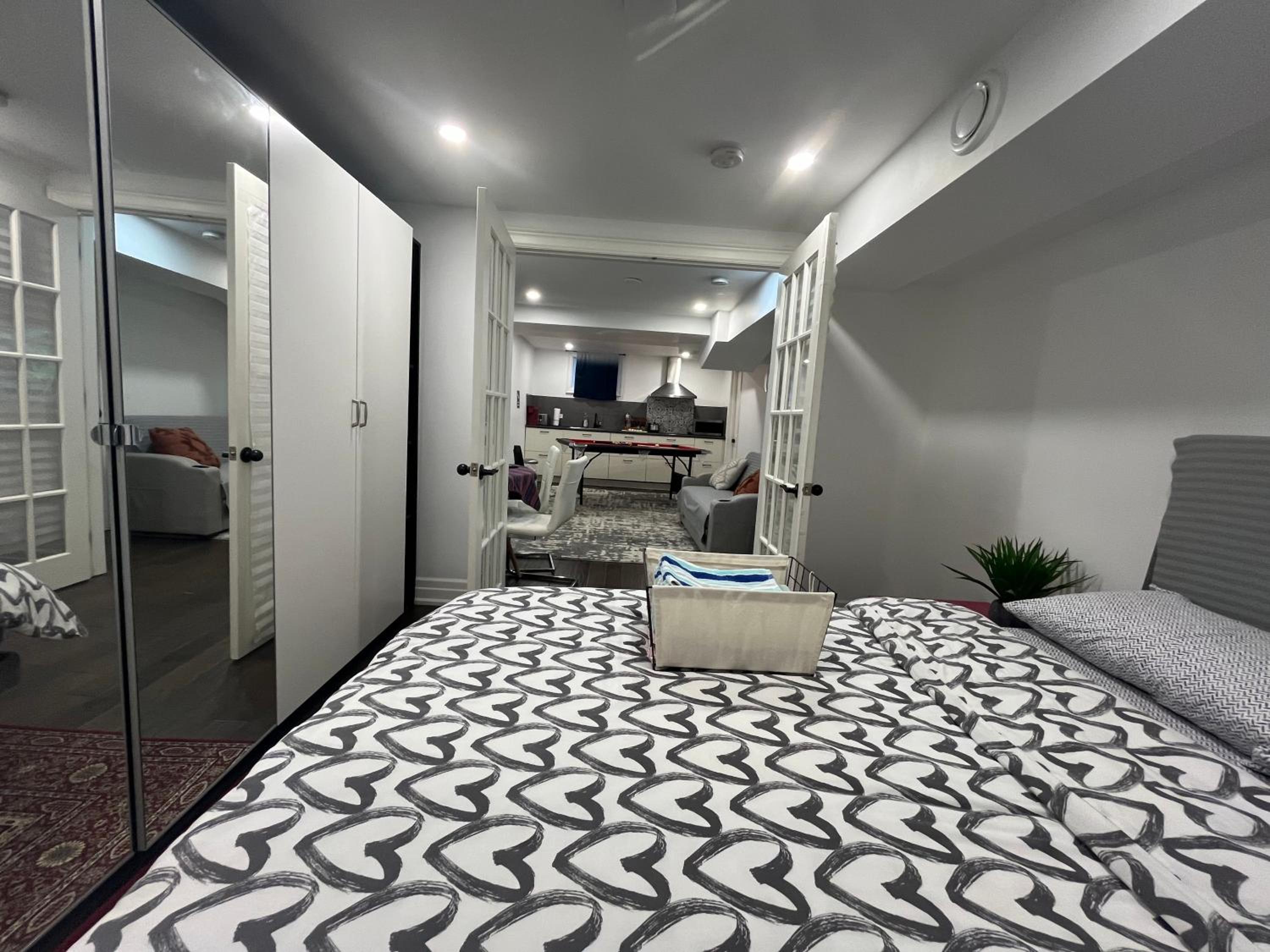 cozy private guest suite