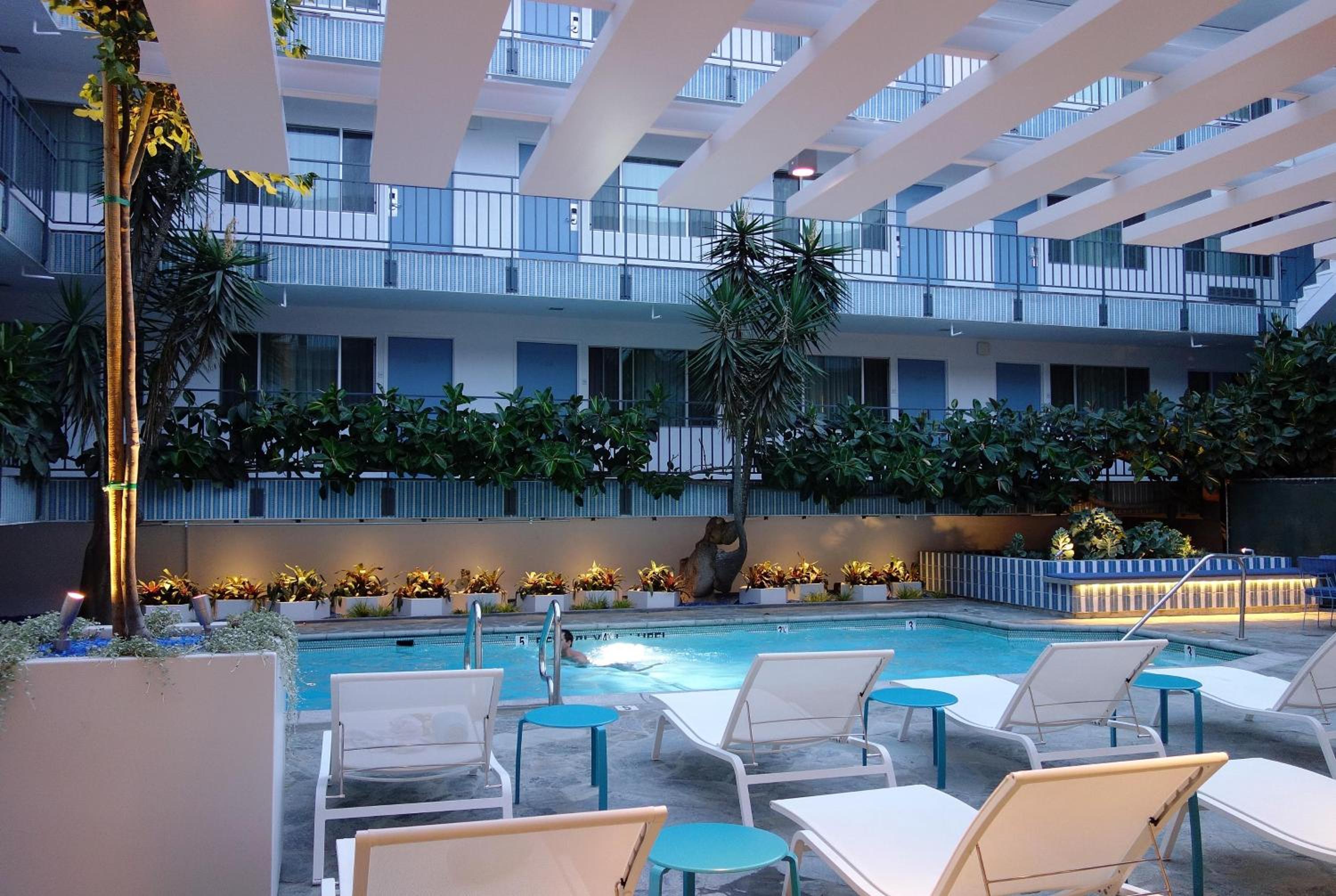 The Beverly Laurel Hotel at West Hollywood