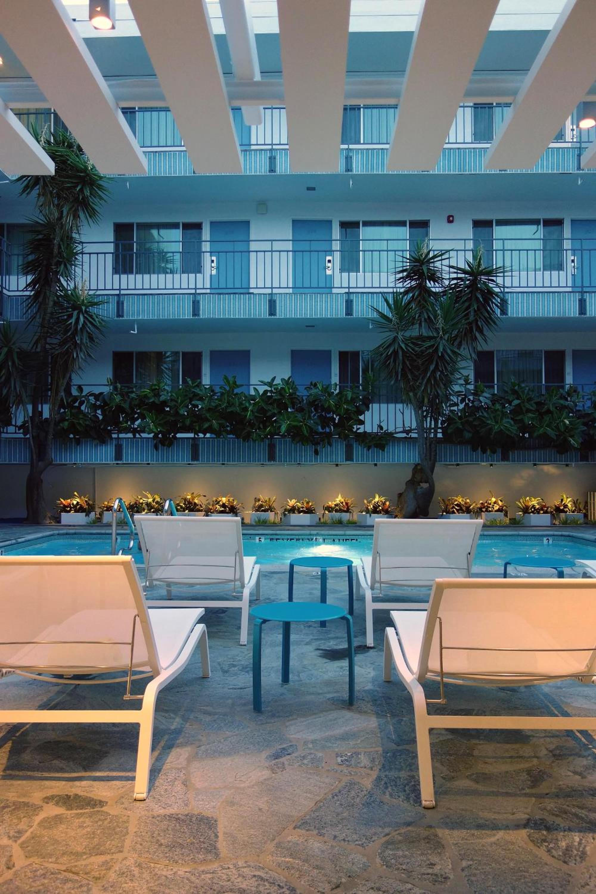 The Beverly Laurel Hotel at West Hollywood