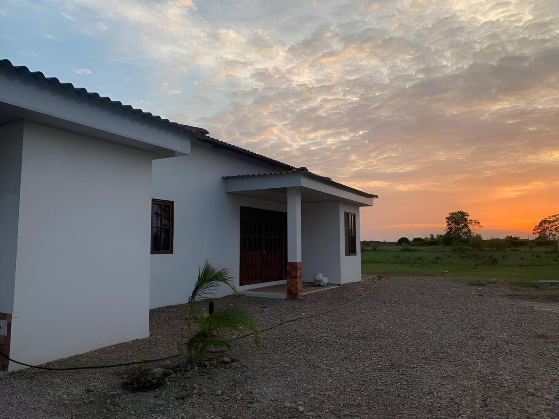 Casa campestre vía puerto lopez