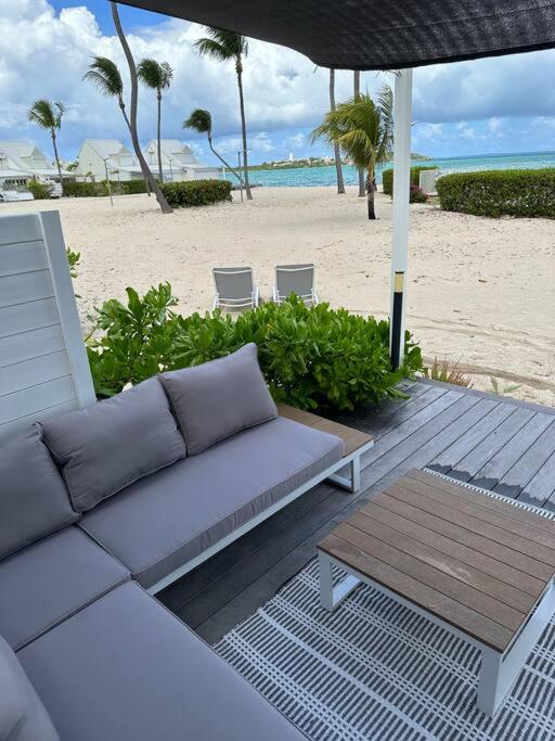 White Sand, Splendid 1 bedroom beachfront, Nettle Bay Beach Club view 4