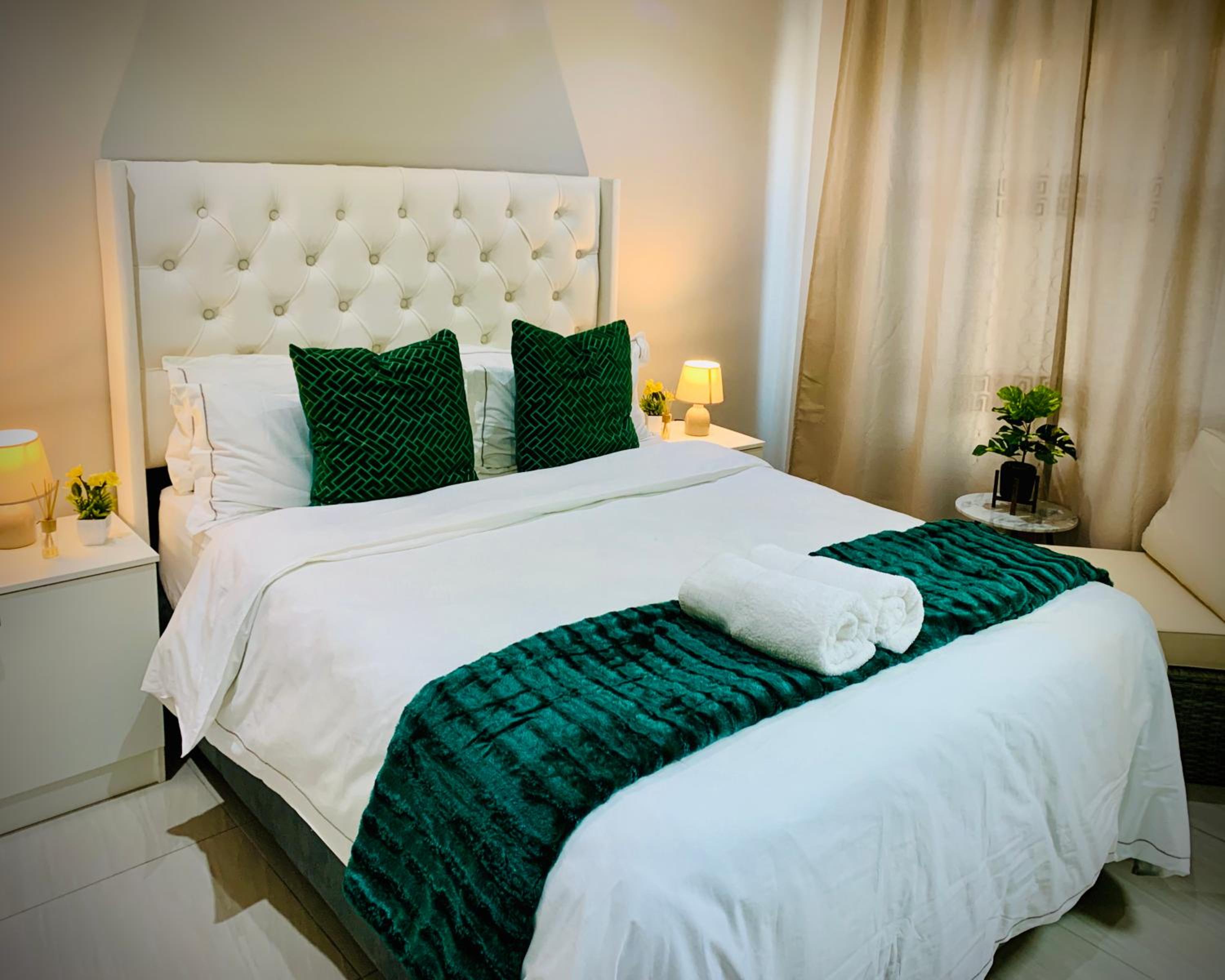 Alamar Self Catering Apartment 39 Ongwe view 3