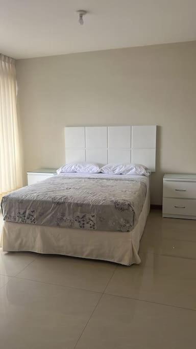 Surco Flat