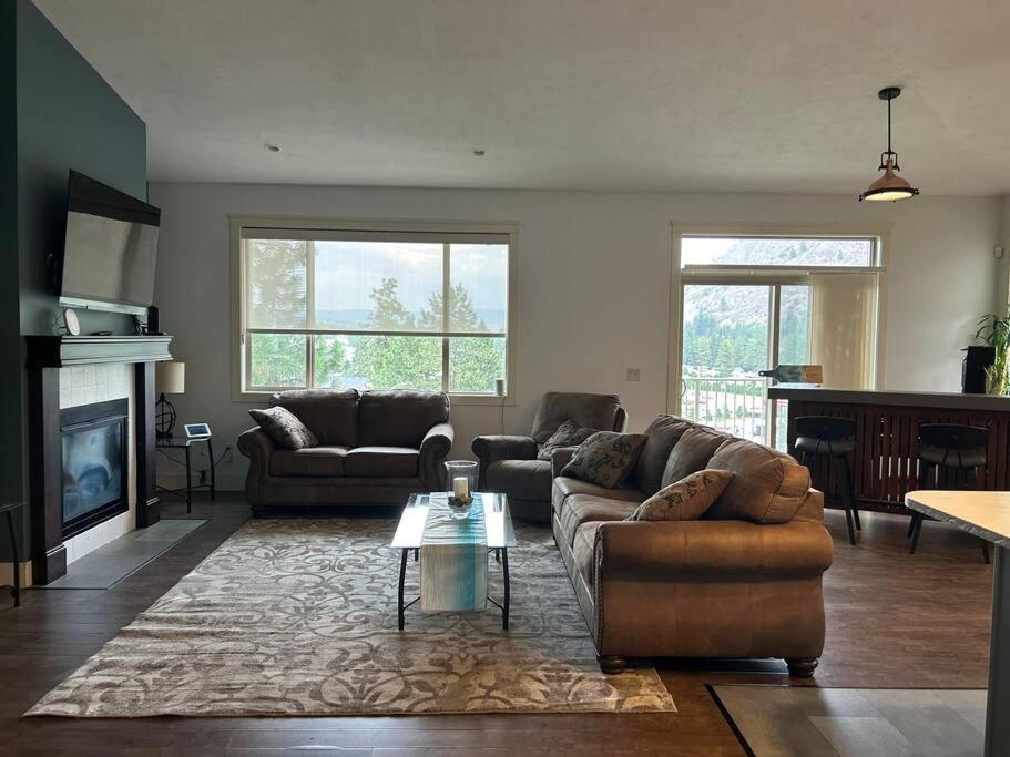 Shannon Ridge Mountain View Home