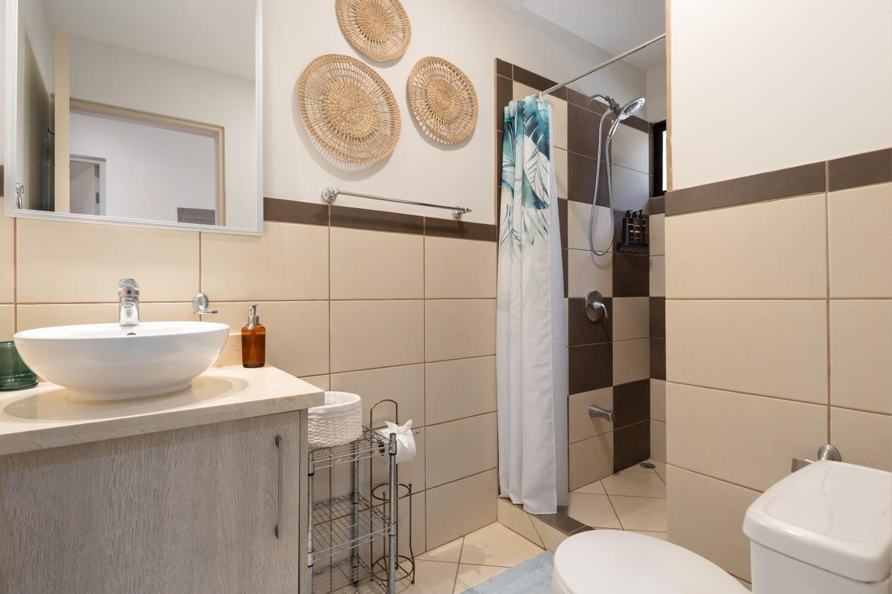 Two Palms Ground Floor Unit Across from Beach