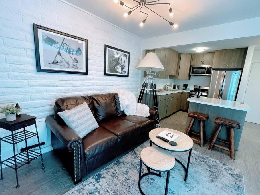 Ketchum Vacations - Ketchum Sun Valley Getaway, walk to town and lifts - Property Image 1