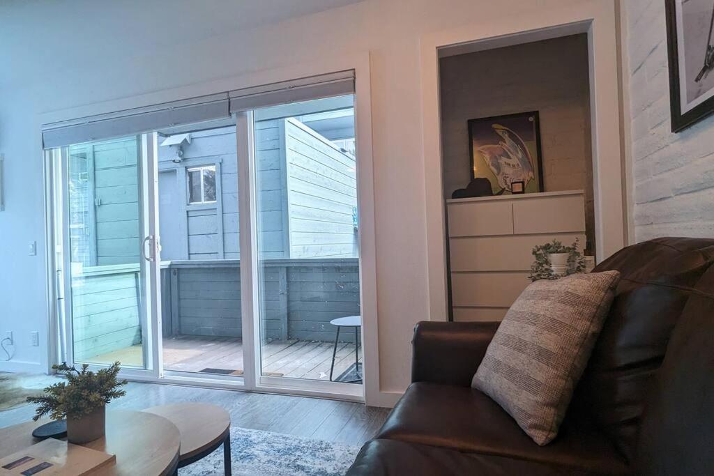 Ketchum Vacations - Ketchum Sun Valley Getaway, walk to town and lifts - Property Image 3