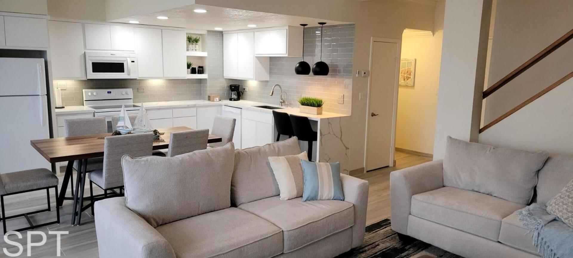2-Level Beachfront Luxury - Sunchase IV - 326