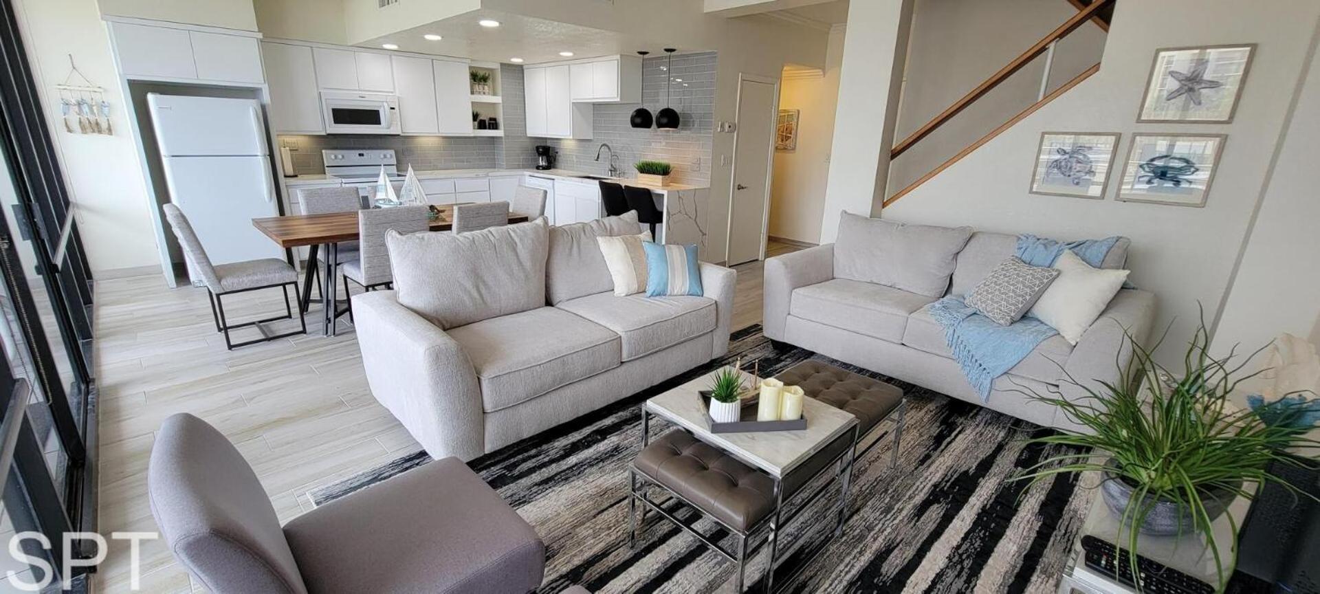 2-Level Beachfront Luxury - Sunchase IV - 326