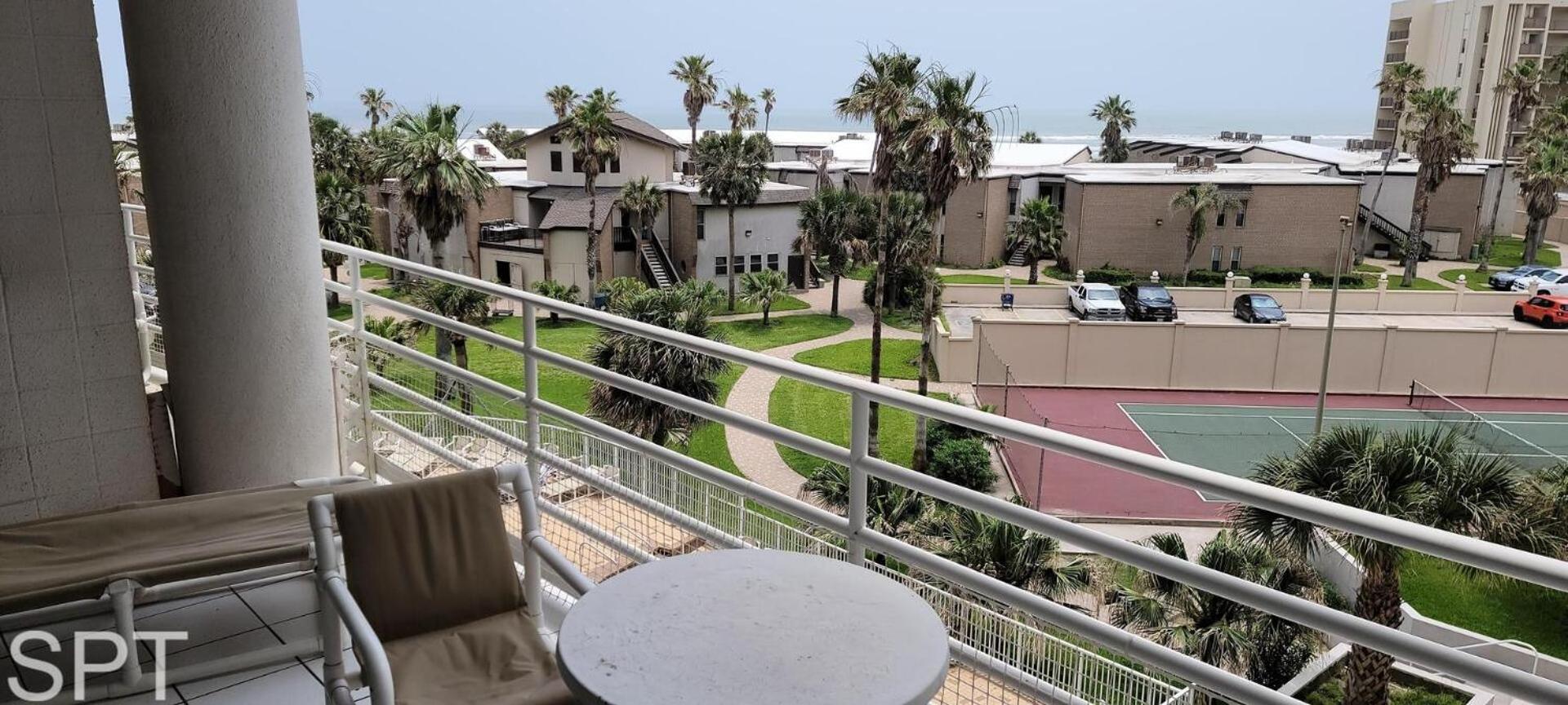 2-Level Beachfront Luxury - Sunchase IV - 326