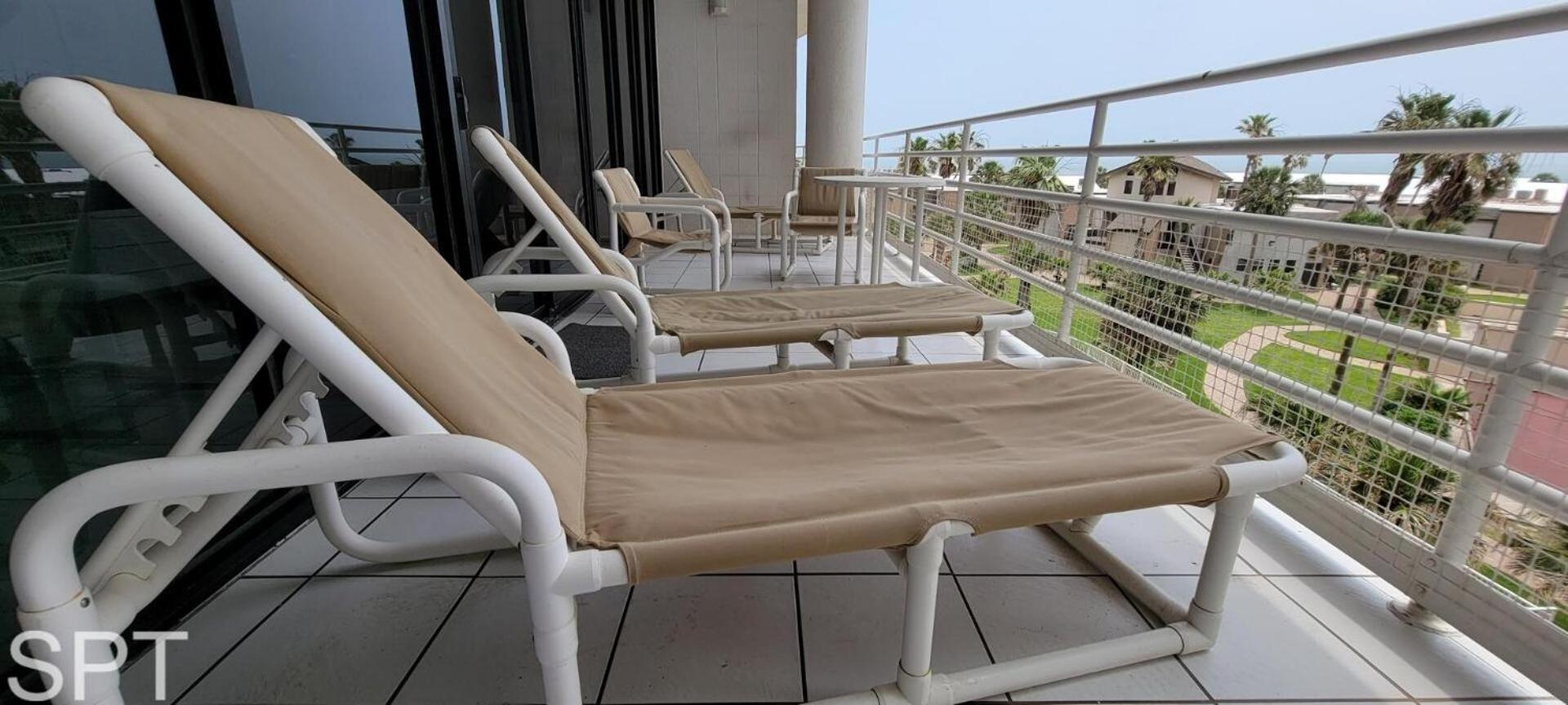 2-Level Beachfront Luxury - Sunchase IV - 326