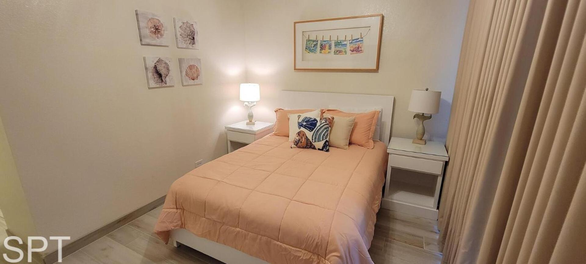 2-Level Beachfront Luxury - Sunchase IV - 326