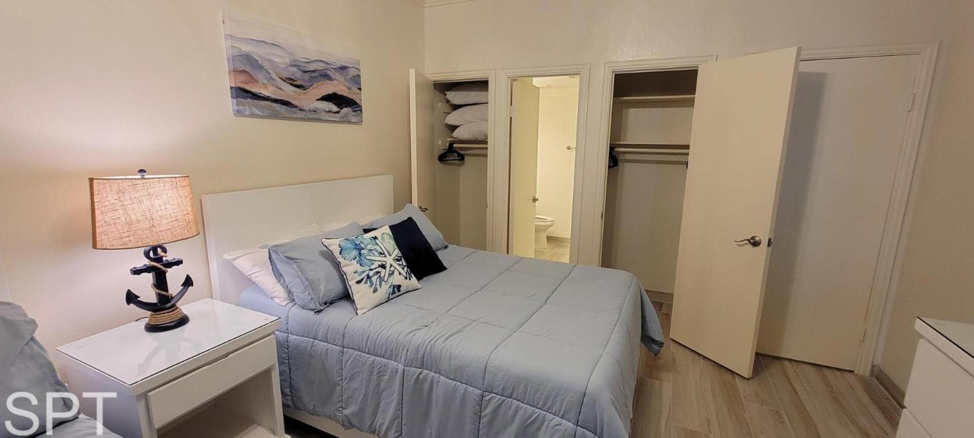2-Level Beachfront Luxury - Sunchase IV - 326