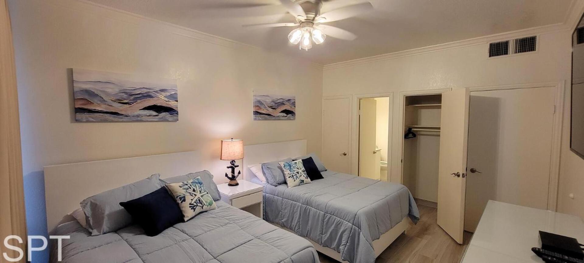 2-Level Beachfront Luxury - Sunchase IV - 326