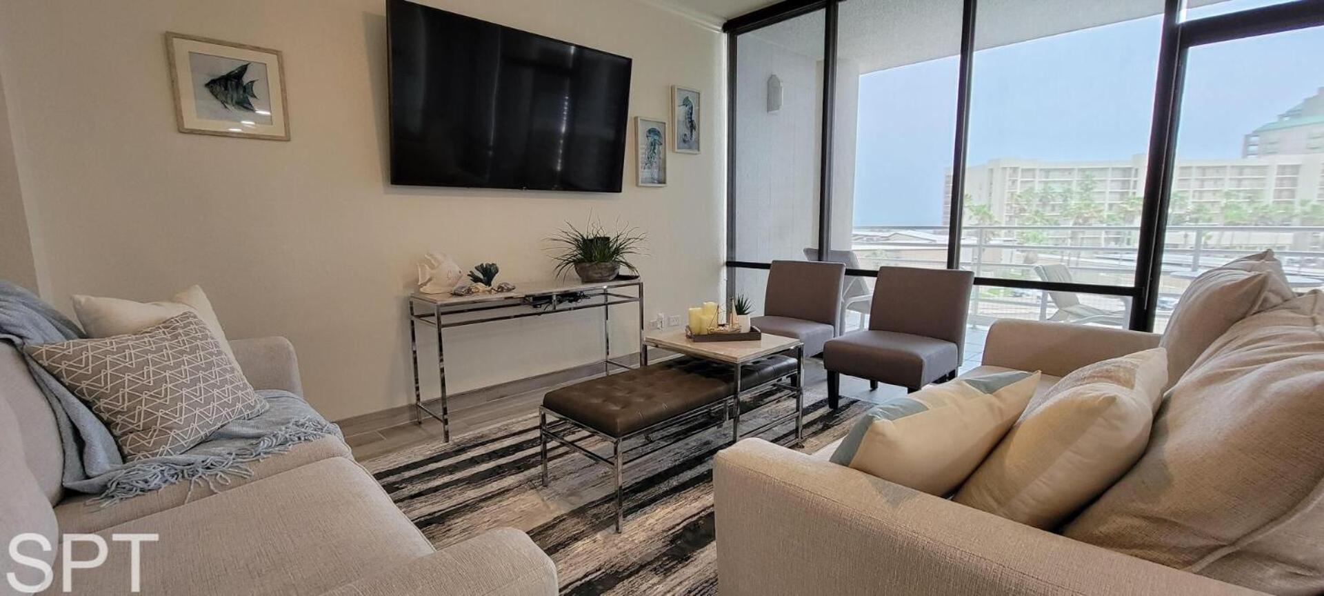 2-Level Beachfront Luxury - Sunchase IV - 326