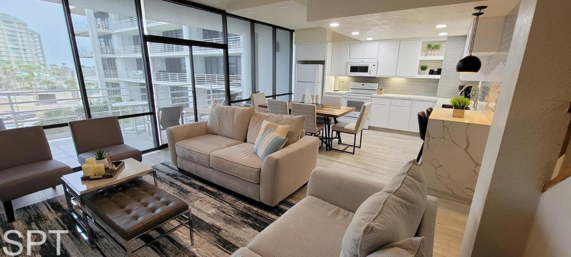 2-Level Beachfront Luxury - Sunchase IV - 326