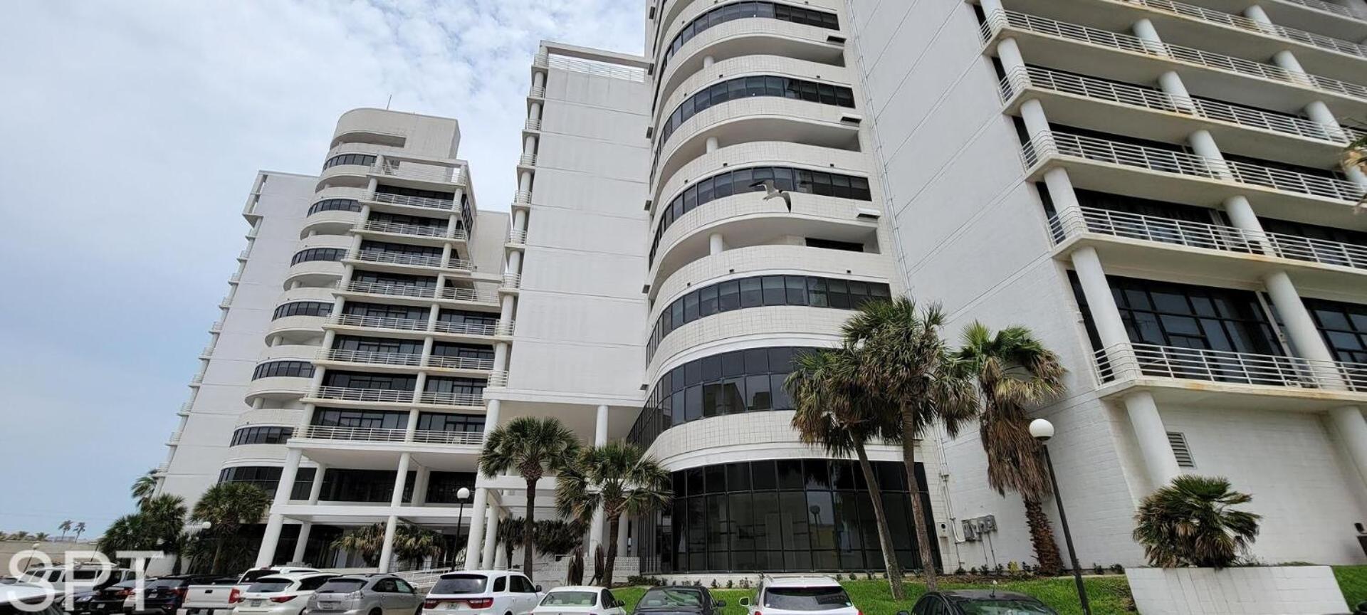 2-Level Beachfront Luxury - Sunchase IV - 326