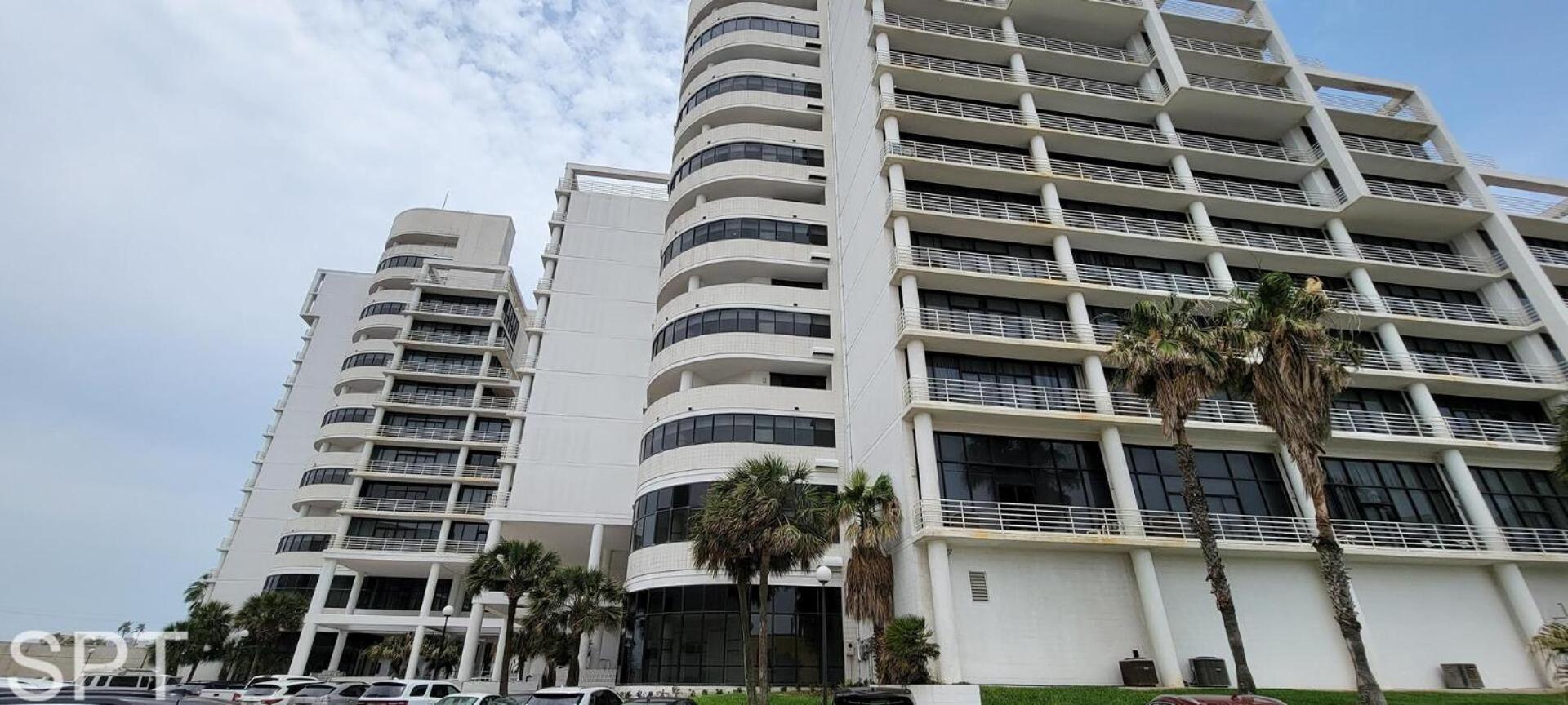 2-Level Beachfront Luxury - Sunchase IV - 326