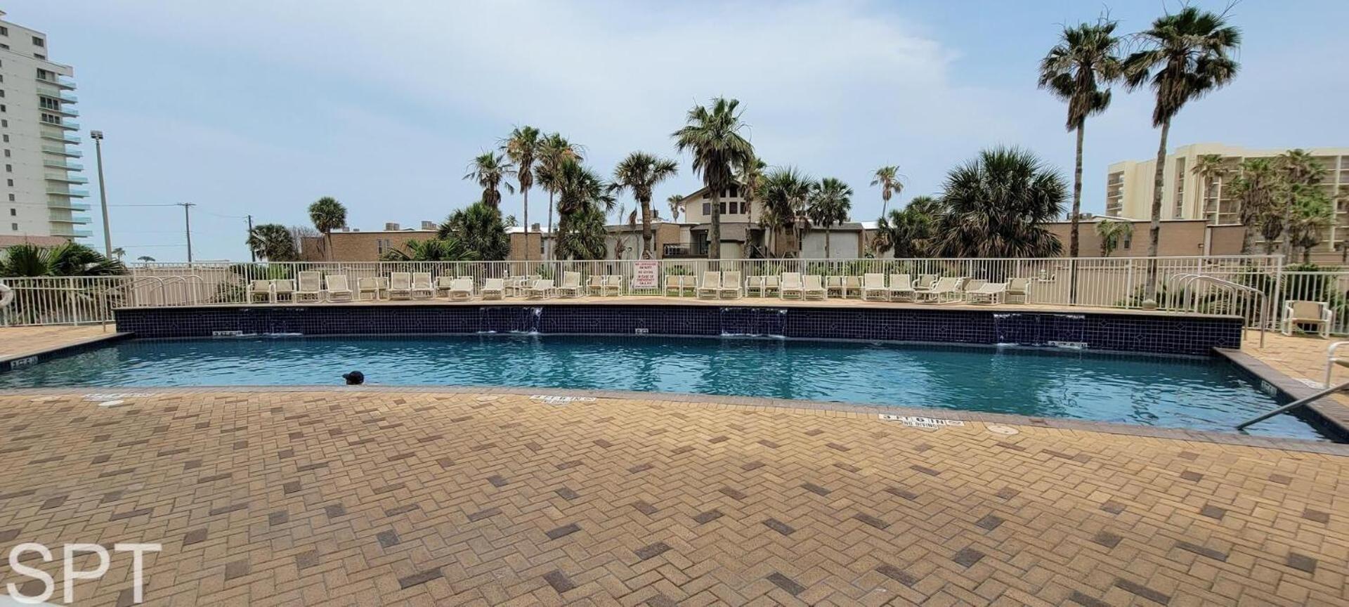 2-Level Beachfront Luxury - Sunchase IV - 326