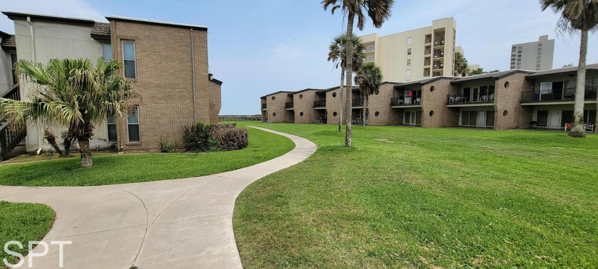 2-Level Beachfront Luxury - Sunchase IV - 326
