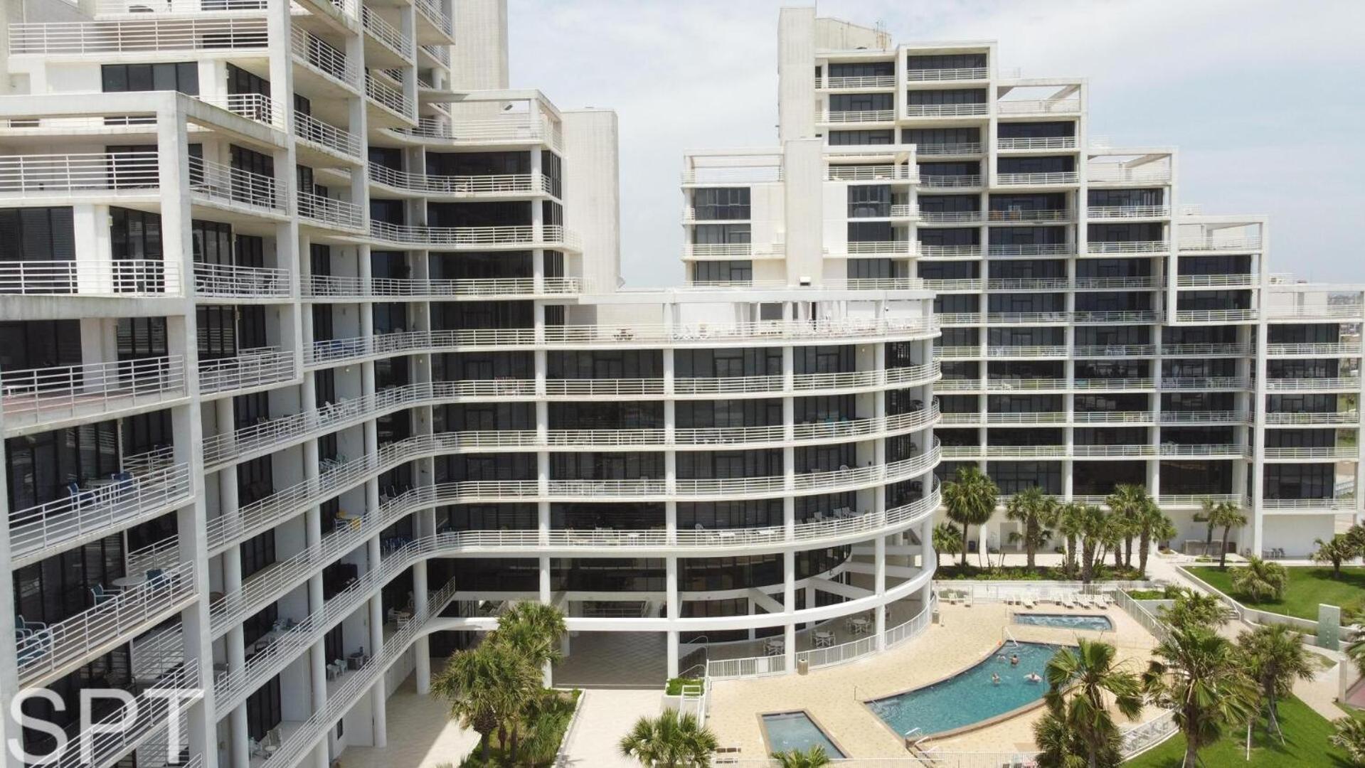2-Level Beachfront Luxury - Sunchase IV - 326