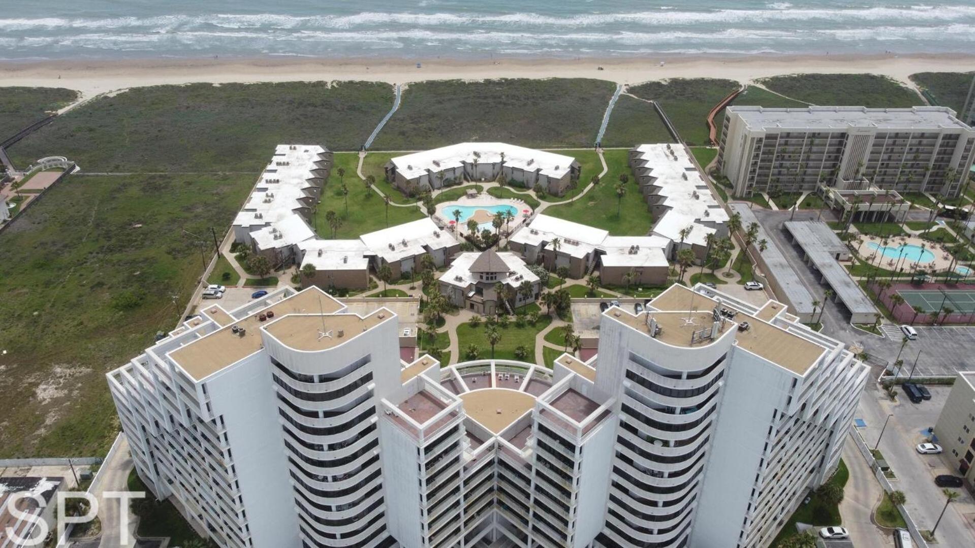 2-Level Beachfront Luxury - Sunchase IV - 326